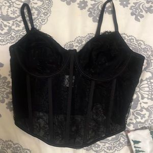 Super cute never worn black corset